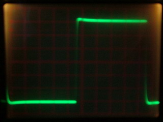 Output signal at 10kHz square signal, 12Vpp