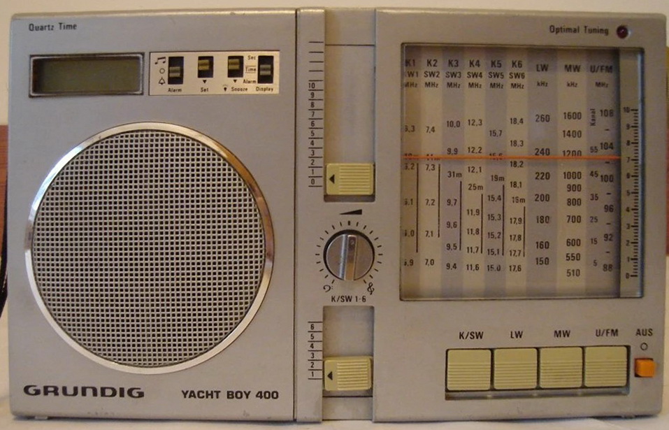 Grundig Yacht Boy 400
